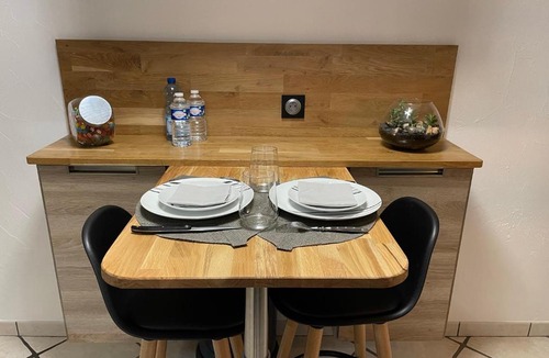 Conflans-Sainte-Honorine Apartment | Appartement coquet « Au bord de l’eau »