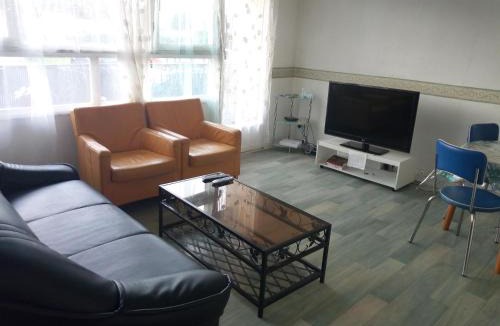 Saint-Etienne-du-Rouvray Apartment | Appartement lumineux proche de Rouen et Paris