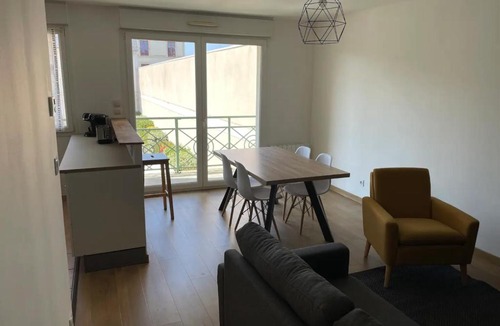 Lion-sur-Mer Apartment | Appartement 2 chambres - 50m de la mer - parking
