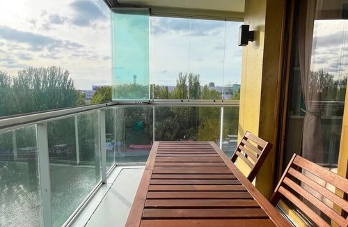 Villeneuve-la-Garenne Apartment | Appartement au Cœur du Village Olympique vue sur la Seine Avec Parking