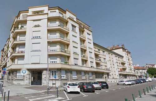 Besancon Apartment | Appartement Ancien Rénové et Spacieux à Louer