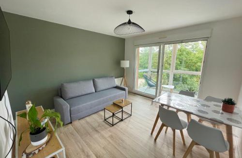 Louviers Apartment | Appartement avec Loggia et Parking privé