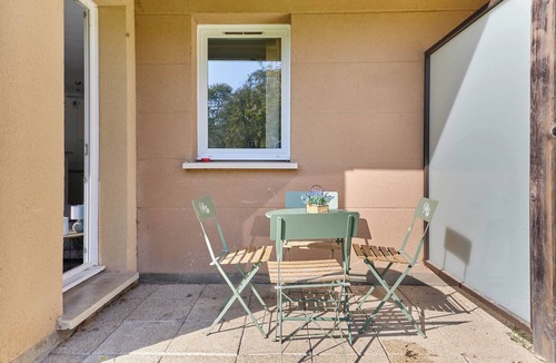 Equemauville Apartment | Appartement Bleu Turquoise - Welkeys