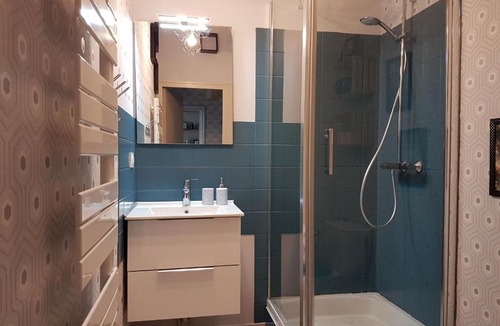 Chateauroux Apartment | Appartement Châteauroux, 3 pièces, 5 personnes - FR-1-591-129