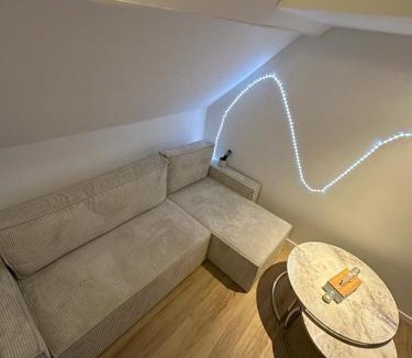 Bruyeres-sur-Oise Apartment | Appartement cocooning
