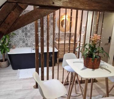 Solre-le-Chateau Apartment | Appartement cocooning