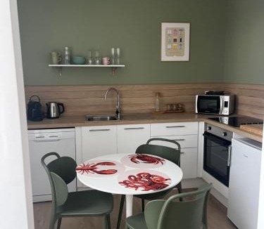 Dernier Sou Apartment | Appartement comme à la maison refait à neuf