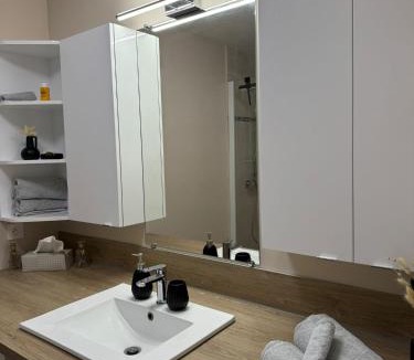 Vert-Saint-Denis Apartment | Appartement cosy et charmant Vert-saint-Denis