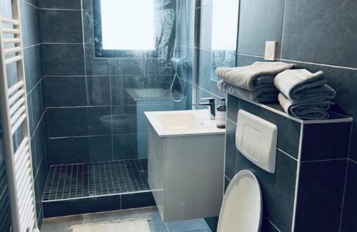 Luzarches Apartment | Appartement Cosy, Paris JO 2024, Parc Astérix, 101