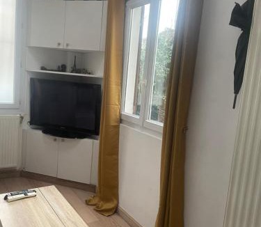 Colombes Apartment | Appartement Cosy tout équipé