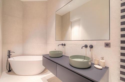 Puvis De Chavannes - Le Lycee Apartment | Appartement d'exception Lyon 6e