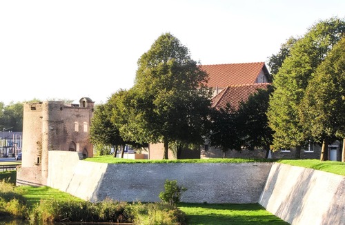 Bergues Apartment | Appartement de charme, dans la ville fortifiée de
