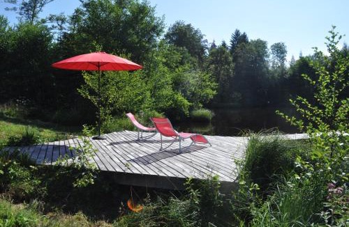 Faucogney-et-la-Mer Apartment | Appartement Douglasie dans une ferme avec étang privé dans la région des mille étangs, Faucogney-et-La-Mer
