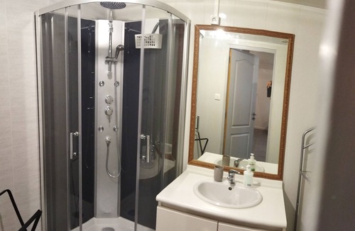 Hebuterne Apartment | Appartement en Duplex, 2 Chambres, Avec Lave Linge