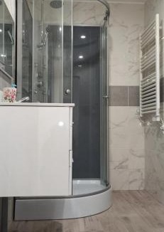 Margny-les-Compiegne House | Appartement au rez-de-chaussée avec jardin privé
