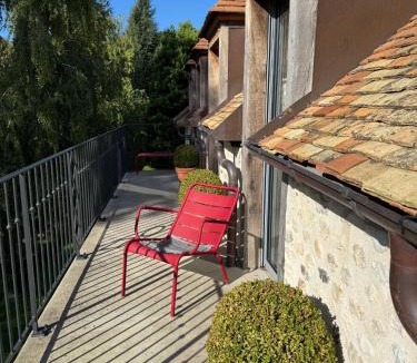 Saint-Pierre-d'Autils Apartment | Appartement d'exception à la campagne