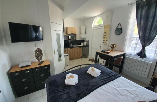 Honfleur Apartment | Appartement Indus en centre ville avec parking