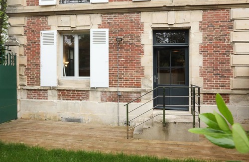 Senlis Apartment | Appartement Le Saint-Pierre avec jardin privé