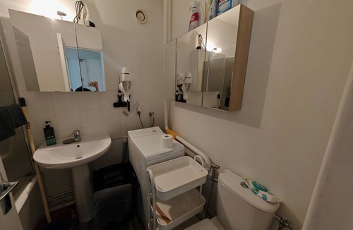 Asiatique Apartment | Appartement Lumineux Proche de la Ligne 14