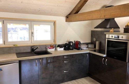 Salins-les-Bains House | Appartement Pour 2 Personnes Dans Propriété Calme