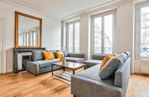 Gare Apartment | Appartement Quartier Le Marais 2 Free Netflix