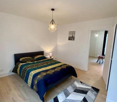 Creil Apartment | Appartement rénover avec terrasse