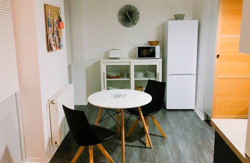 Roubaix Apartment | Appartement Roubaix Gare 2 Chambres Pour 6. Calme et Agréable ! Parking Dispo