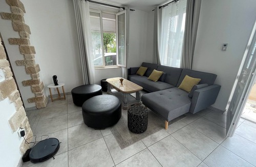 Gournay-en-Bray Apartment | Appartement T2 spacieux refais à neuf à 5 minutes du centre ville lieu calme