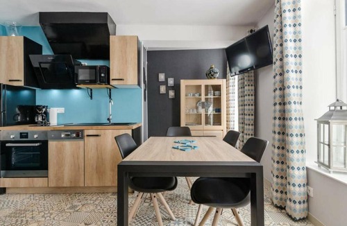 Vendeuvre-sur-Barse Apartment | Appartement Vendeuvre-sur-Barse, 2 pièces, 2 personnes - FR-1-543-50