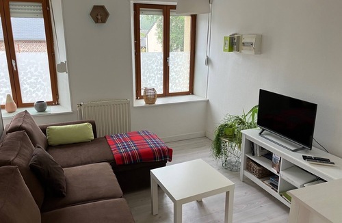 Chaourse Apartment | Appartement Village Verdoyant - Flat in Green Landscape