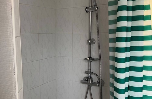 Chaourse Apartment | Appartement Village Verdoyant - Flat in Green Landscape