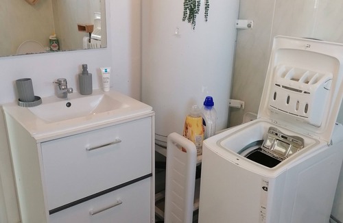 Rouvroy Apartment | Appt L'oriental 50m2 Avec Terrasse et Parking Privé