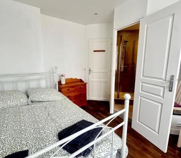 Drancy Apartment | Apt 15 min CDG - Stade de France