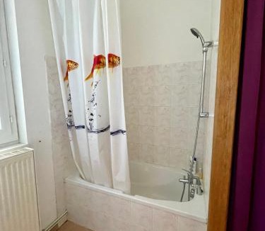 Mers-les-Bains Apartment | Apt in Villa Française