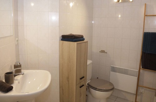 Senlis Apartment | At the Closeraie - Free closed car park