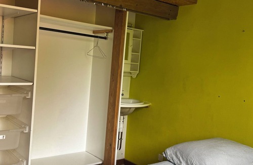 Tosny House | Atypical architect's house and its private port on the Seine