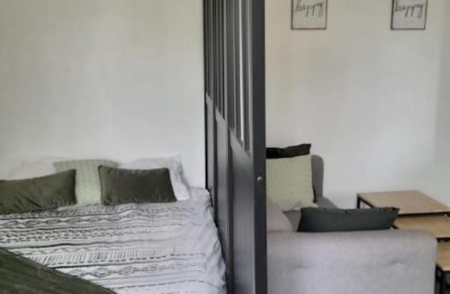 Cergy Apartment | Au cœur du port - CALME - 5 min à pied de la base de loisirs