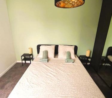 Vaires-sur-Marne Apartment | Au calme sur le canal et proche Disney