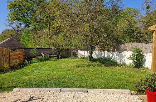 Cande-sur-Beuvron House | Au P'ti Parc de Madon