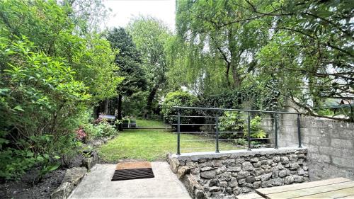 Ville Haute Apartment | Au Refuge de la Basilique