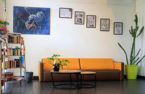 Saint-Honore - Jeanne d'Arc Hostel | Auberge de Jeunesse HI Amiens