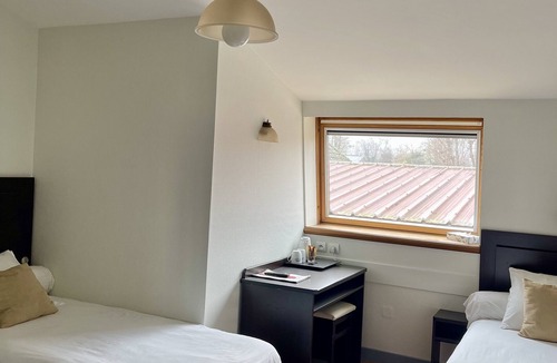 Moussy Hotel | Auberge de Moussy