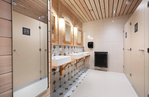 Notre-Dame Hostel | Auberge Le Bout du Parc