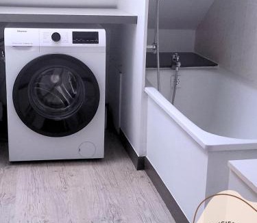 Carvin Apartment | Authentic #2, Carvin center