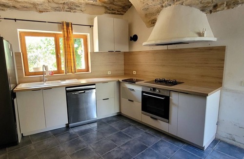 Causse-de-la-Selle House | Authentic house in the heart of a quiet village