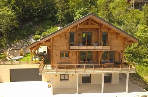 Foncine-le-Haut Ski Chalet | Authenticity, Comfort, Sport and Relaxation
