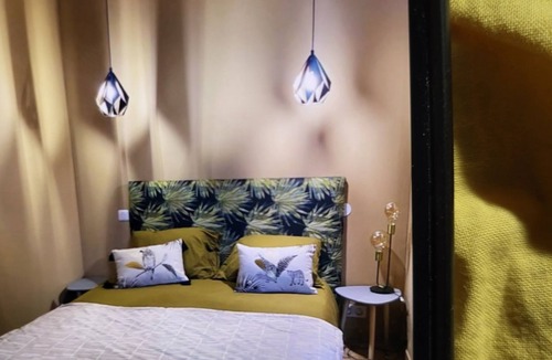 Calais Bed & Breakfast | Azal1889 bed and breakfast