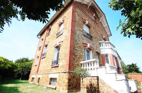 Chatou Bed & Breakfast | B&B sdb privées à Chatou parking gratuit près de Paris