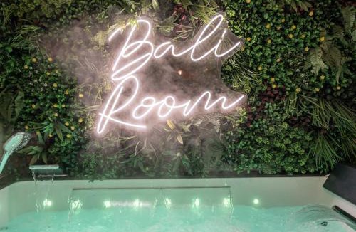 Montgeron Apartment | BALI ROOM/Magnifique studio évasion JACCUZI