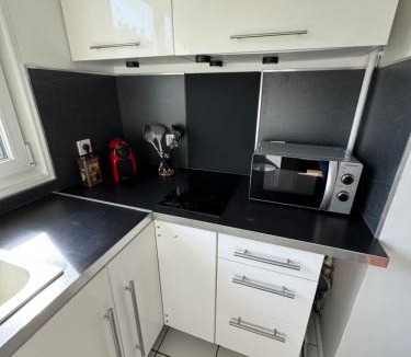 Beauvais Apartment | Beau studio plein centre ville
